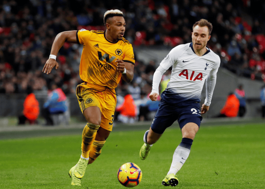 某球员可能回国发展，传闻不断（某球员或将回国发展，传闻持续发酵）