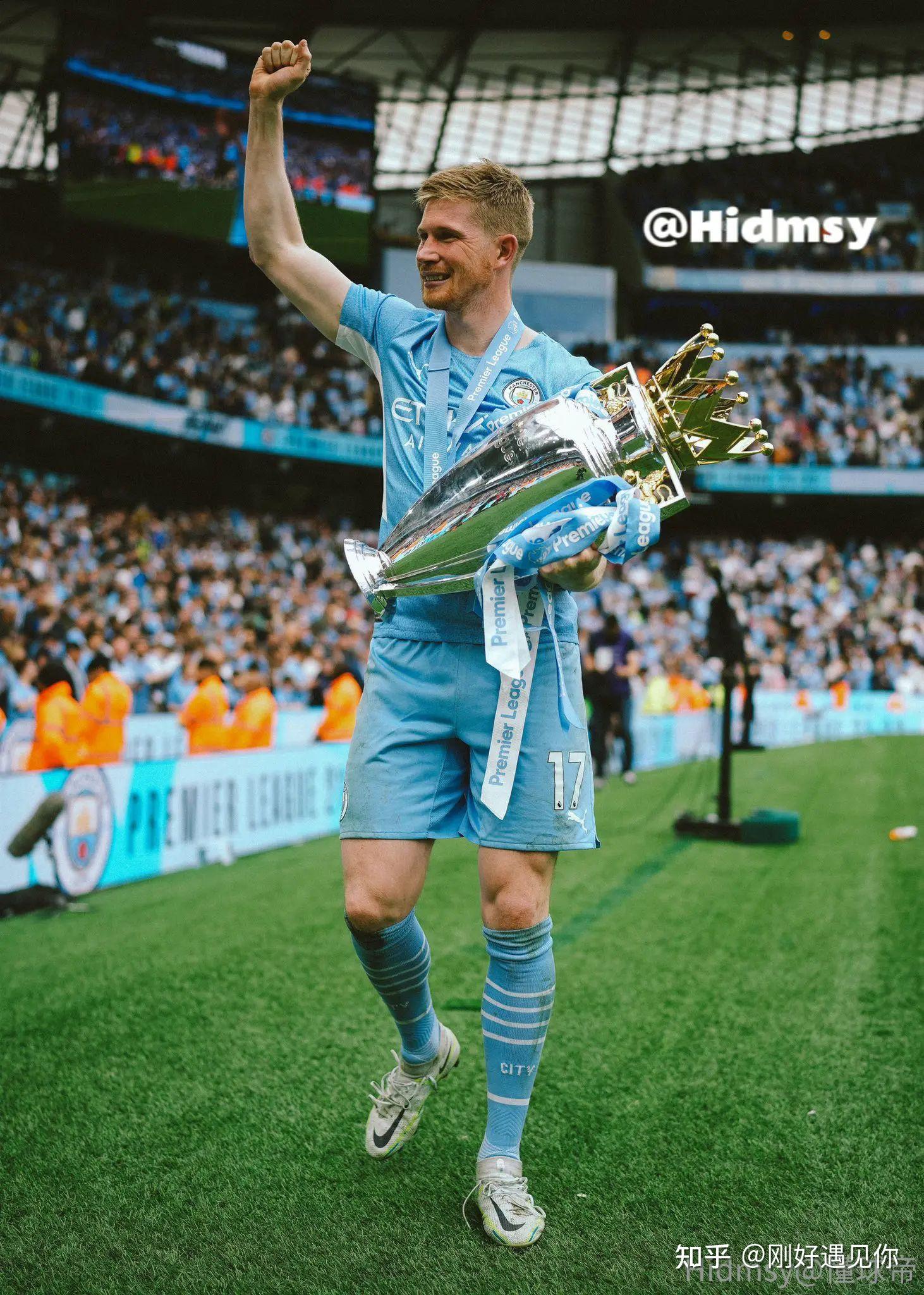 里夫斯成湖人队史第七位单场至少40+10助的球员（里夫斯成为湖人史上第七位单场砍下40分并送出10次助攻的球员）