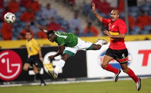 曼联、利物浦为何竞相追逐安托万·塞梅尼奥？（安托万·塞梅尼奥为何成为曼联与利物浦争相追逐的目标？）