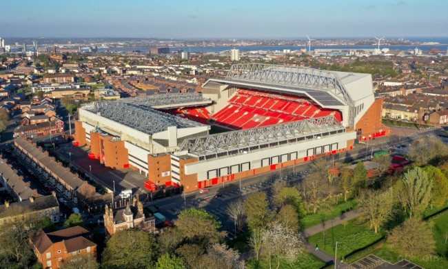 CBA：辽宁大胜山东 外援联手爆发（CBA：辽宁轻取山东 外援双核齐爆发）