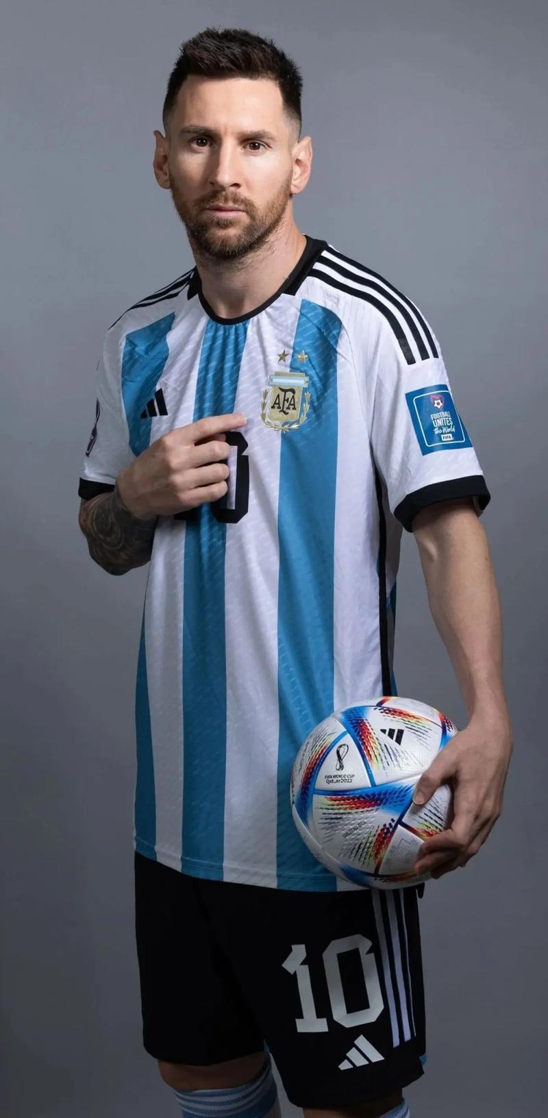 青木还是强啊！格林伍德上演梅开二度，本赛季各项赛事攻入13球（青木火力全开！格林伍德梅开二度，赛季进球已达13球）