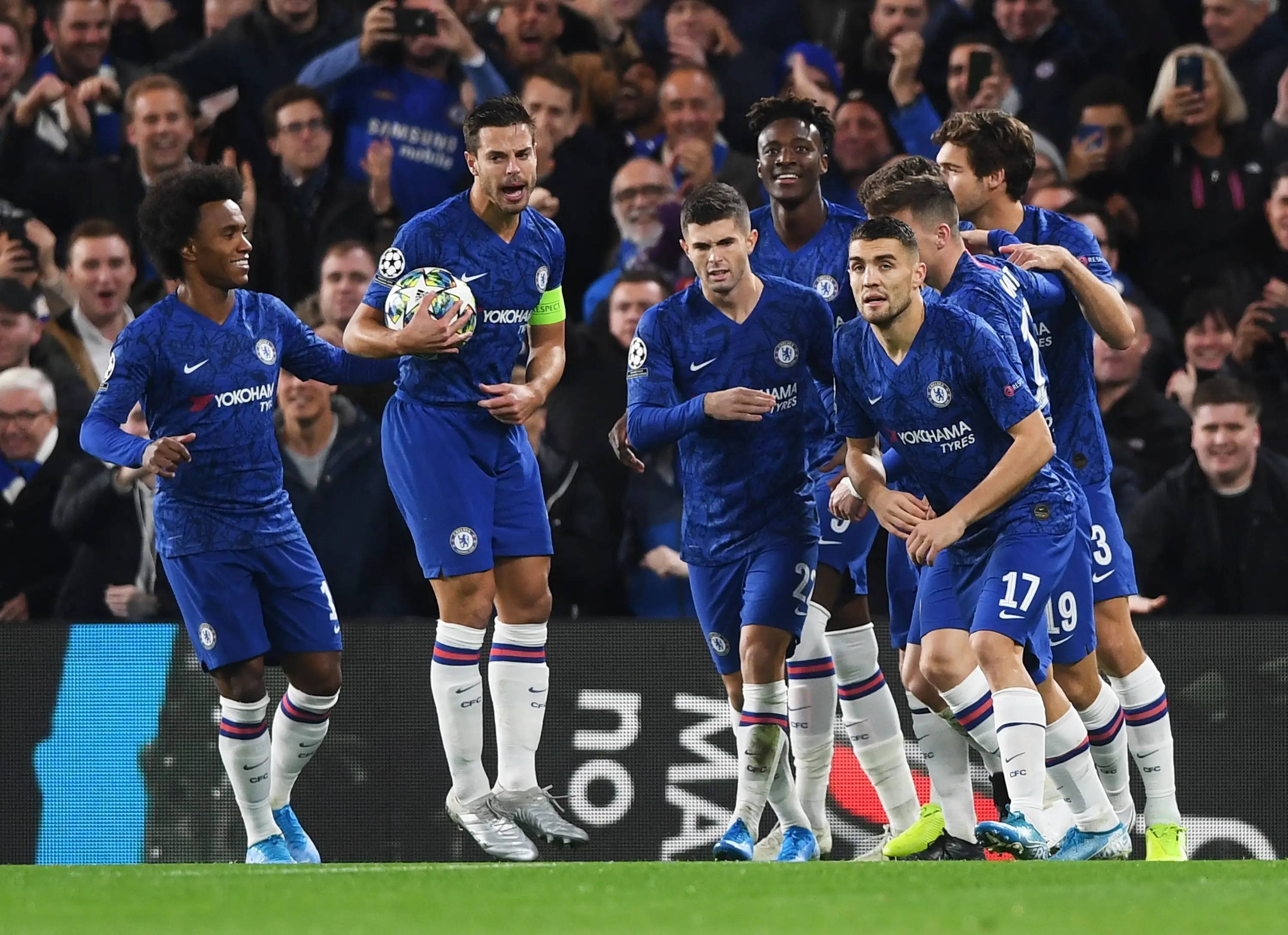 德乙前瞻：沙尔克04和帕德博恩上演榜首大战，双方仅差1分（德乙焦点战前瞻：沙尔克04对阵帕德博恩，榜首之争仅差一分）