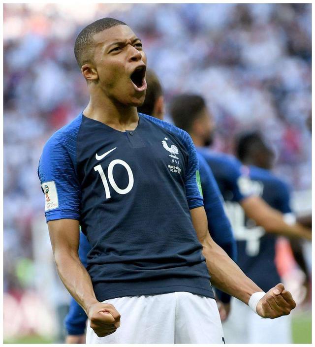 沃尔特马德：我在体能方面进步很大；药厂仍有很多优秀球员（沃尔特马德：体能提升明显，药厂依然人才济济）