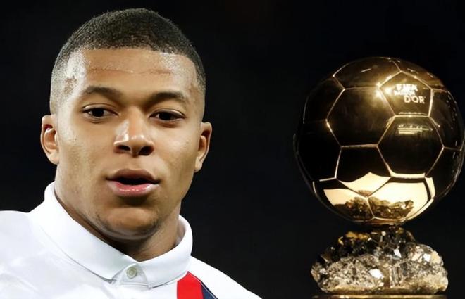 浙江队长比佩尼亚更香！大连别签长约了 弗兰克：首选中超 我的自律与生俱来（弗兰克称首选中超、自律天成；浙江队长力压佩尼亚，大连慎签长约）