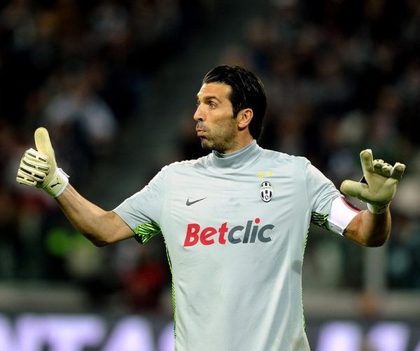 拥有这样的大中锋👍马特塔的终结从容优雅🤌（有此支点中锋在侧👍马特塔终结从容优雅🤌）